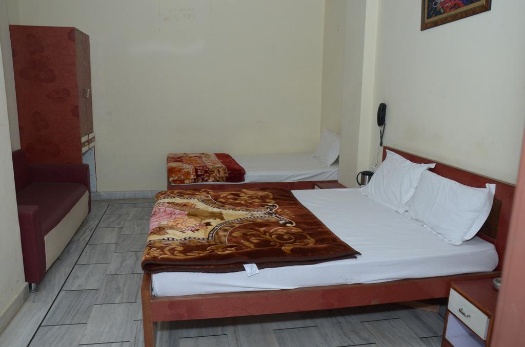 Oyo 15242 Hotel Rathi Palace Jaipur Kamer foto