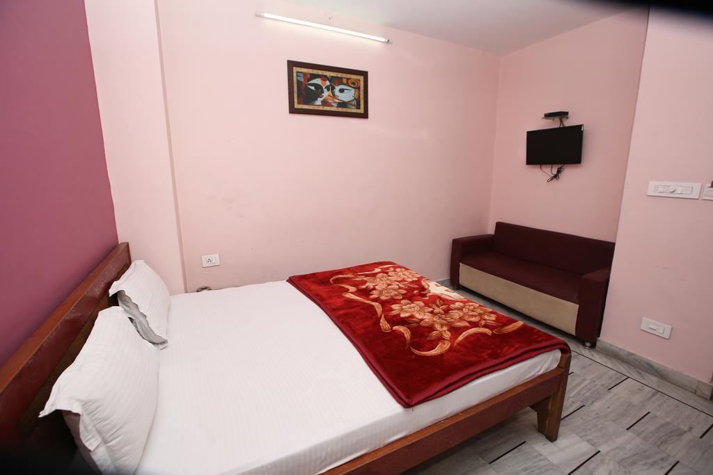 Oyo 15242 Hotel Rathi Palace Jaipur Buitenkant foto